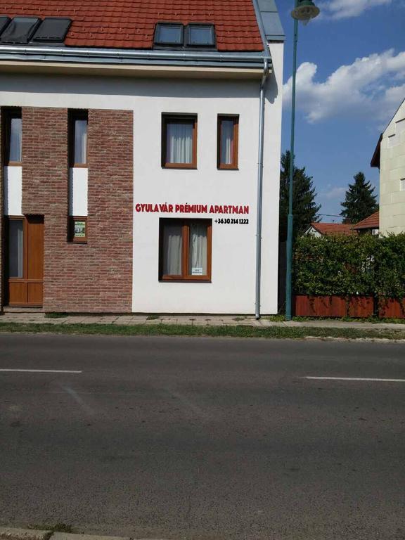 Gyula Var Premium Apartman Εξωτερικό φωτογραφία